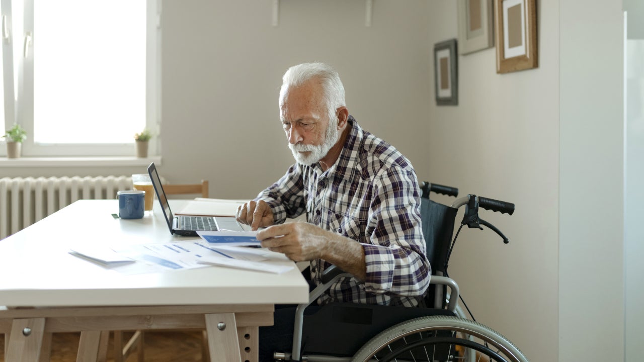 Tracking his finances with technology